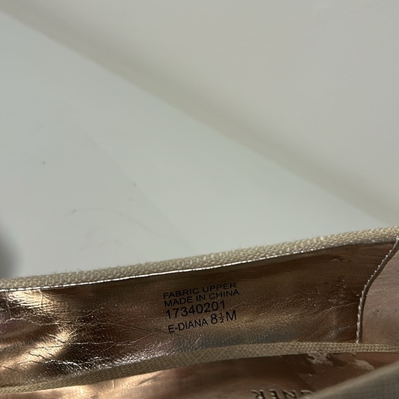 VINTAGE ETIENNE AIGNER CORK WEDGE HEEL BEIGE SIZE 8.5 METAL LOGO - Picture 6 of 12